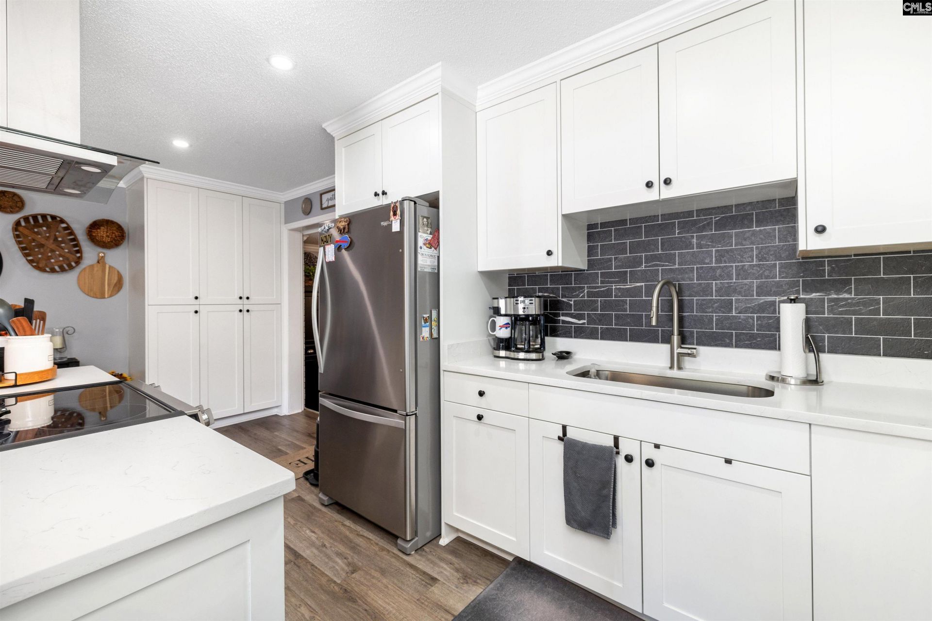 1016 Donna Drive  Photo 6