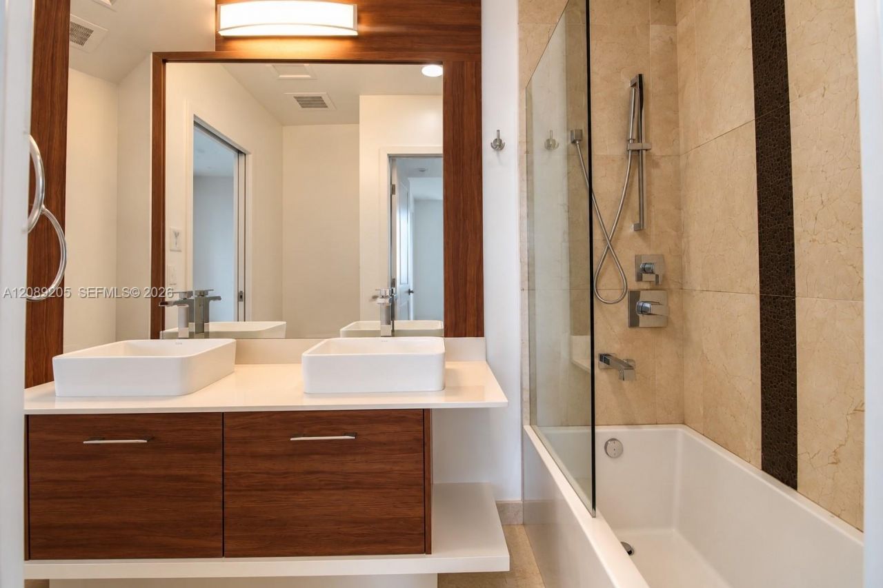 601 NE 27th St, Unit 1806, Miami, FL 33137 Photo