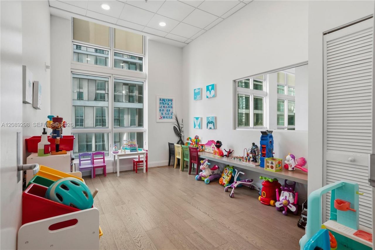 300 S Biscayne Blvd, Unit T-3509, Miami, FL 33131 Photo
