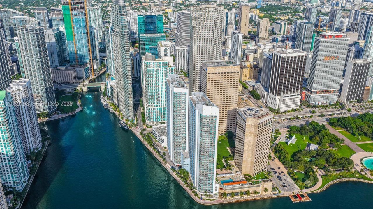 300 S Biscayne Blvd, Unit T-3509, Miami, FL 33131 Photo
