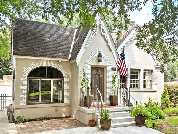 1952 Old Government Street, Mobile, AL 36606