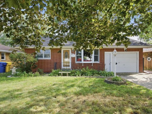 609 E Ash Place , Griffith, IN 46319