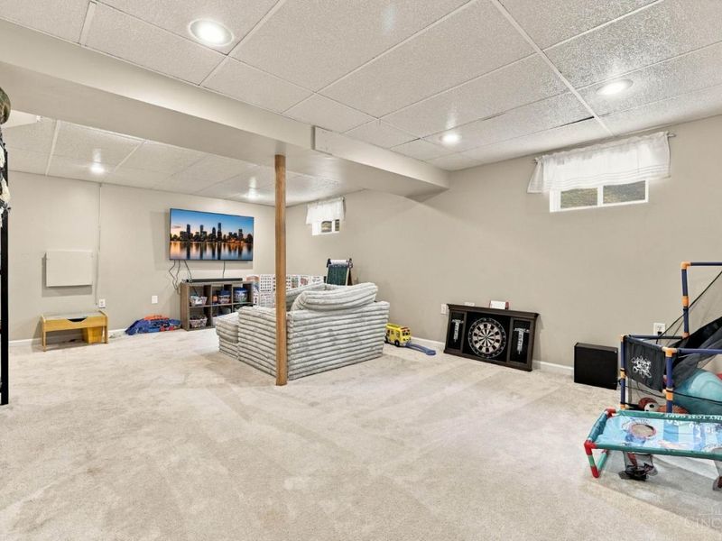 221 Clearbrook Drive, Franklin, OH 45005 Photo 19
