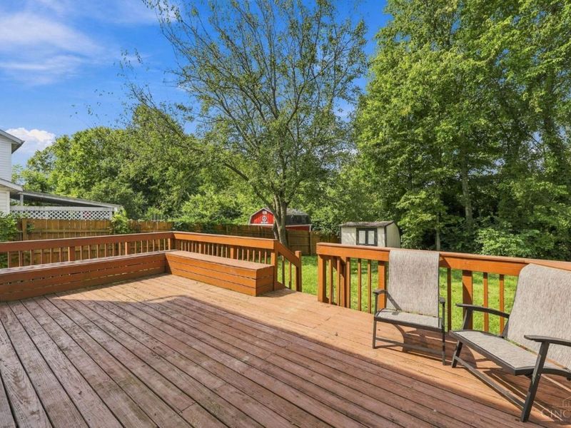 221 Clearbrook Drive, Franklin, OH 45005 Photo 33