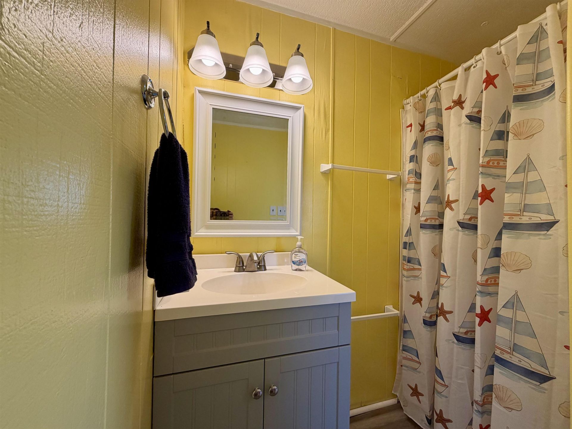 2051 Curlew Dr.  Photo 8