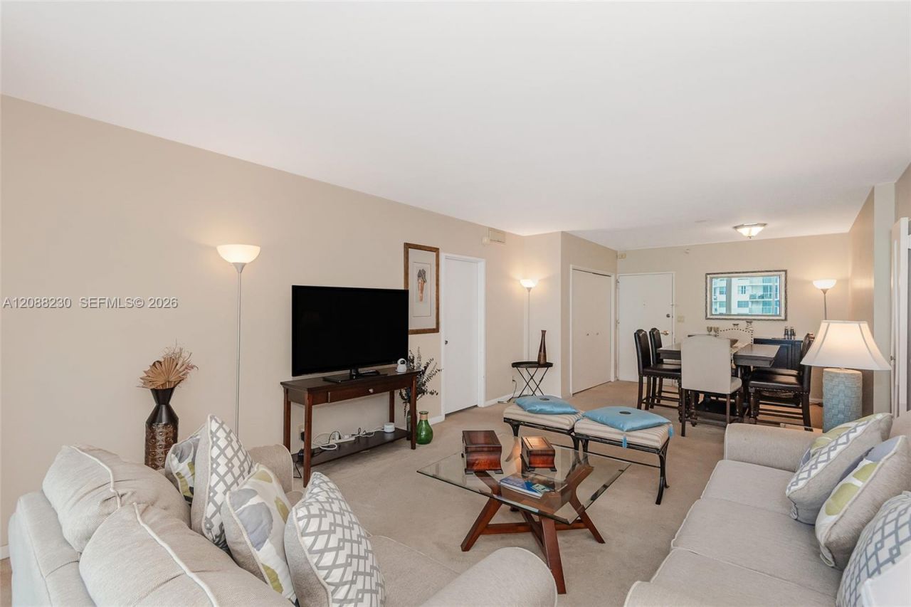 5700 Collins Ave, Unit 12D, Miami Beach, FL 33140 Photo