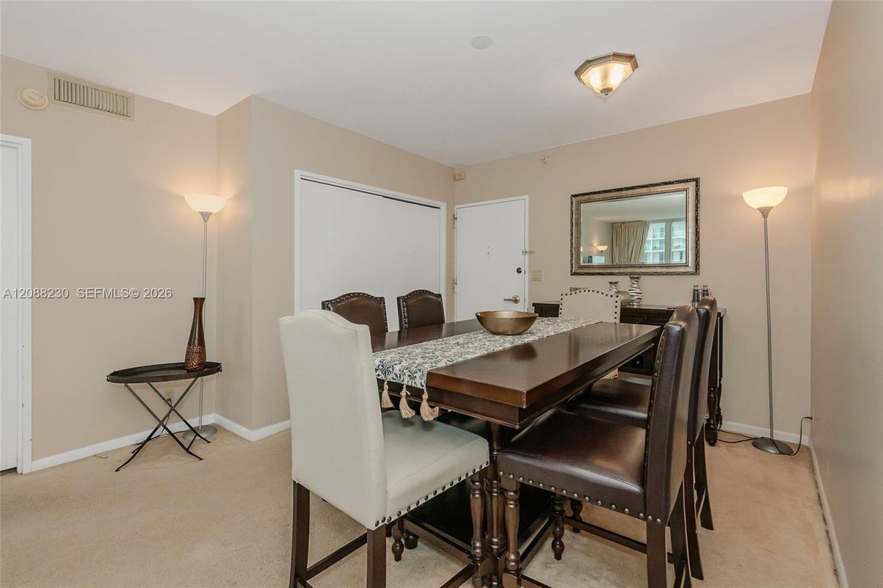 5700 Collins Ave, Unit 12D, Miami Beach, FL 33140 Photo