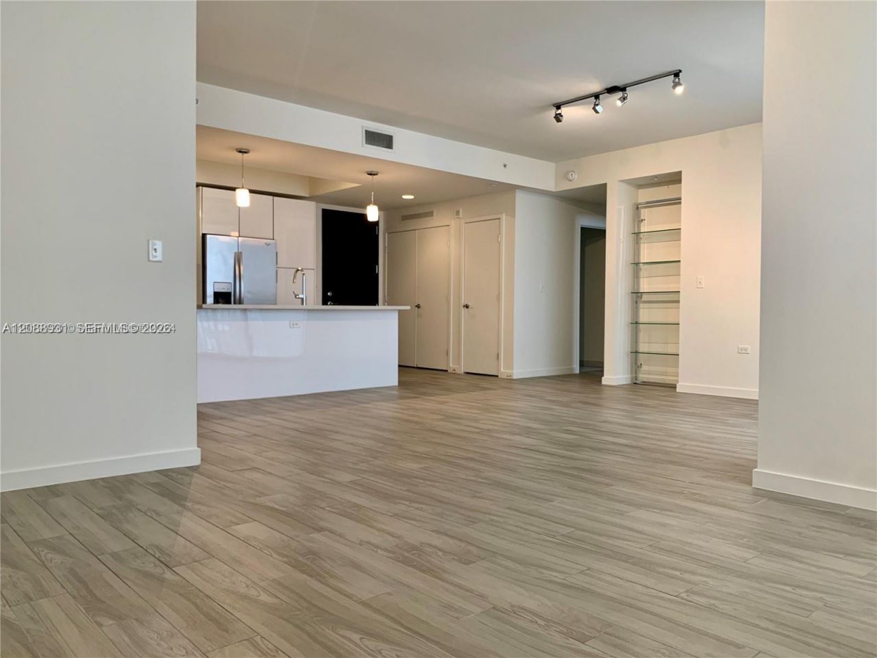 999 SW 1st Ave, Unit 3206, Miami, FL 33130 Photo
