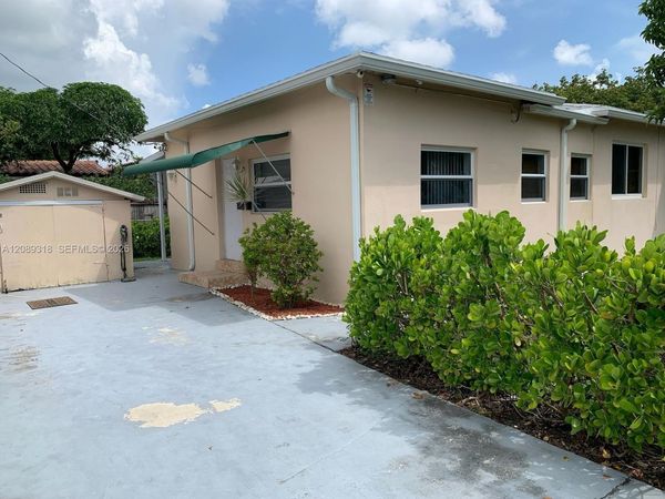 3235 NW 3rd St, Unit 3235, Miami, FL 33125