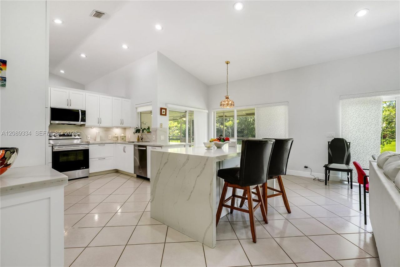20430 SW 53rd Pl, Pembroke Pines, FL 33332 Photo