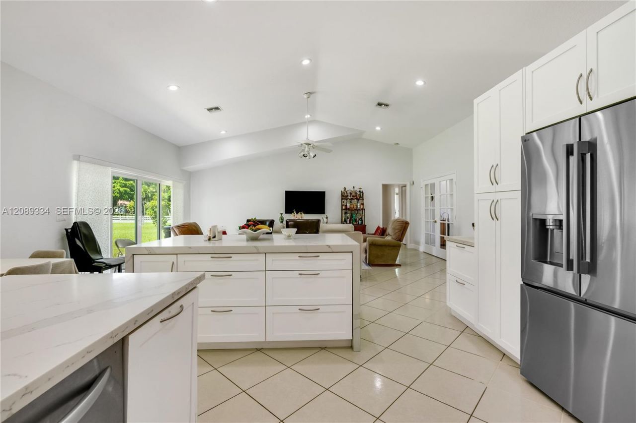 20430 SW 53rd Pl, Pembroke Pines, FL 33332 Photo