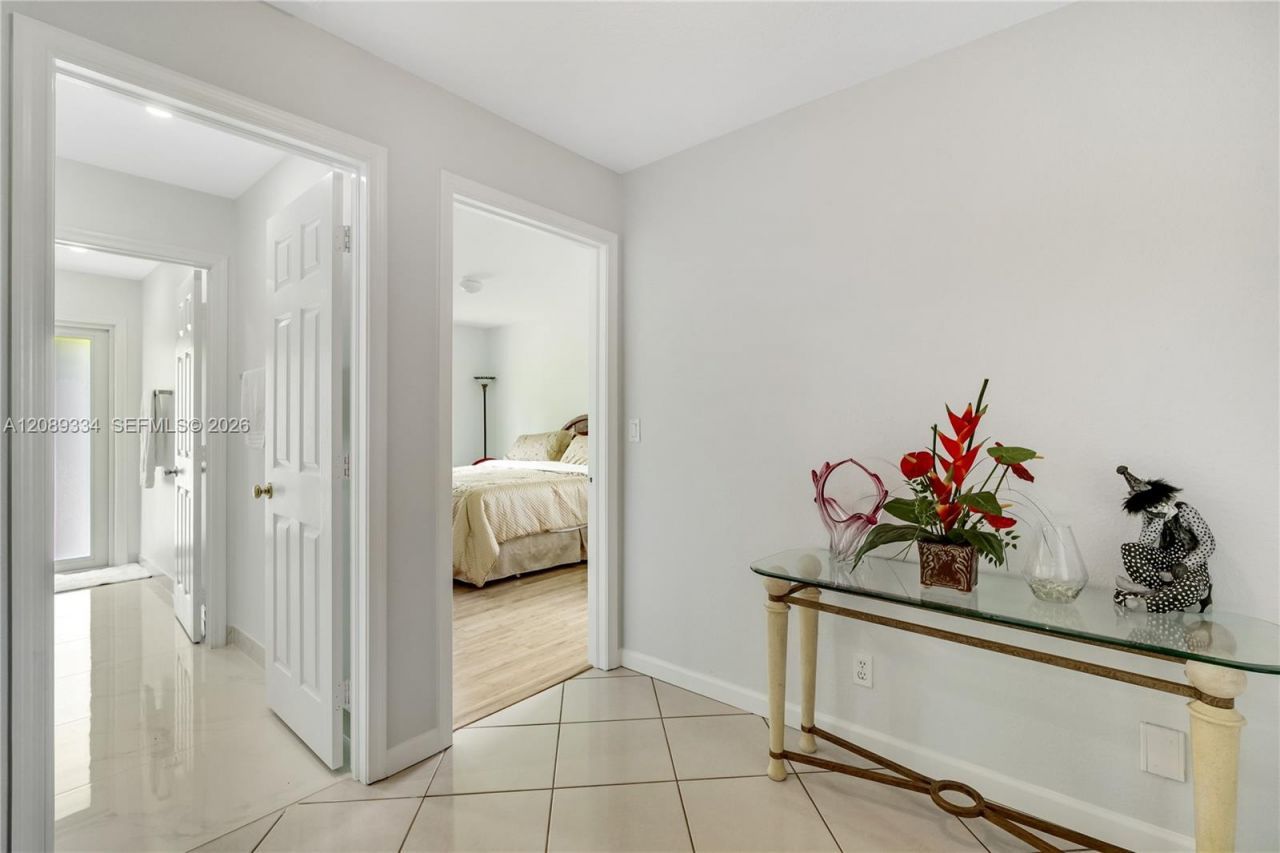 20430 SW 53rd Pl, Pembroke Pines, FL 33332 Photo