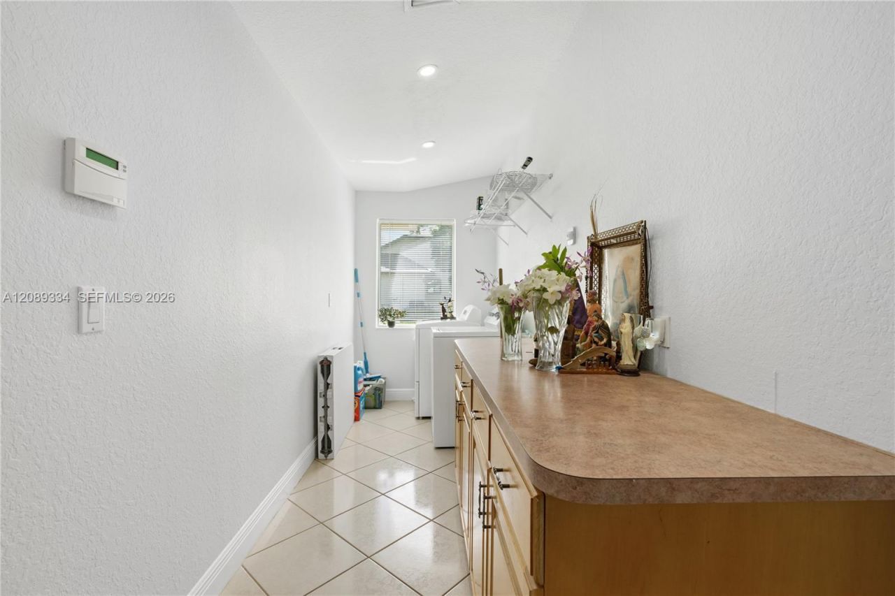 20430 SW 53rd Pl, Pembroke Pines, FL 33332 Photo