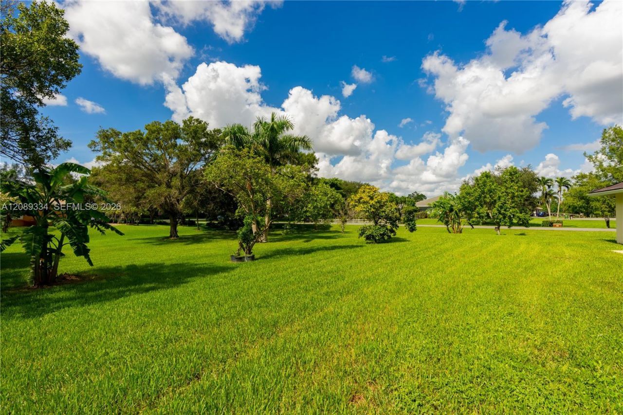 20430 SW 53rd Pl, Pembroke Pines, FL 33332 Photo