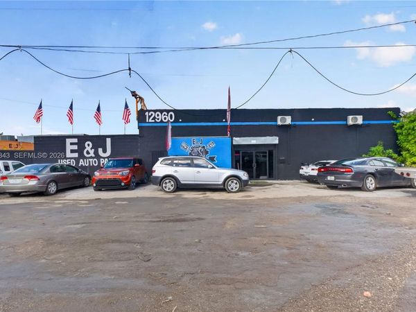 12960 Alexandria Dr, Opa-Locka, FL 33054