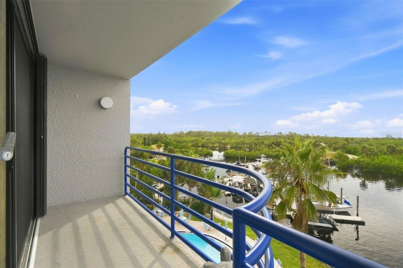 4823 Ebbtide Lane, Unit 404, Port Richey, FL 34668 Photo