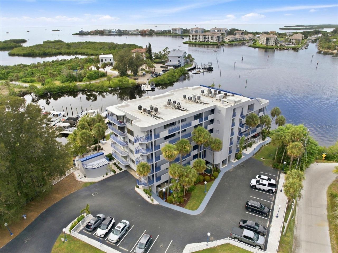 4823 Ebbtide Lane, Unit 404, Port Richey, FL 34668 Photo