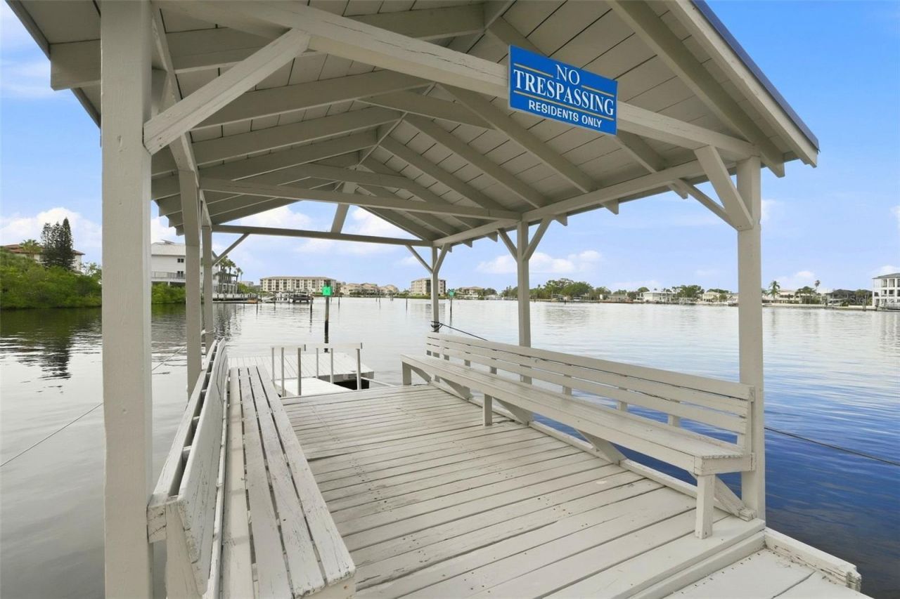 4823 Ebbtide Lane, Unit 404, Port Richey, FL 34668 Photo