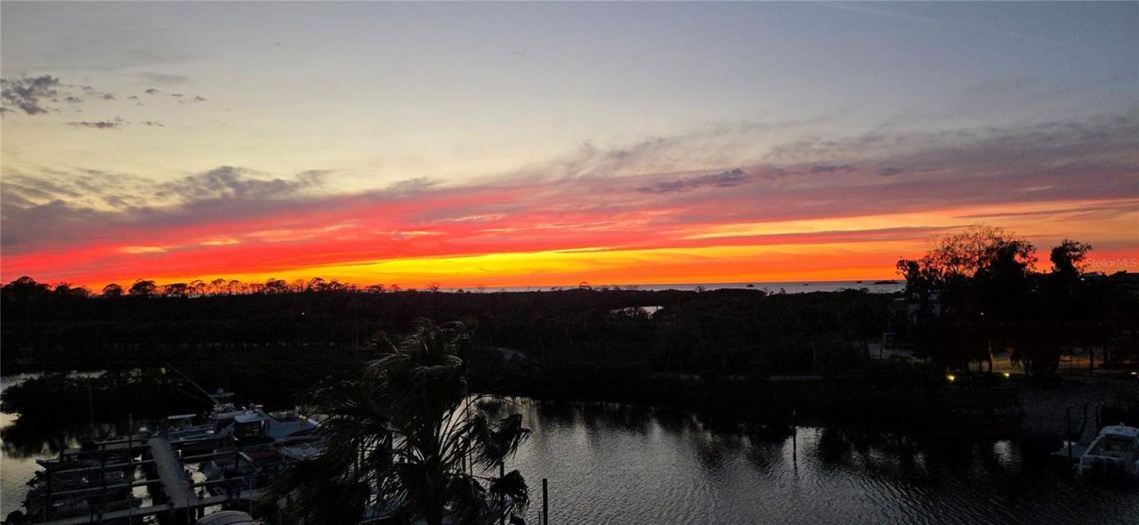 4823 Ebbtide Lane, Unit 404, Port Richey, FL 34668 Photo