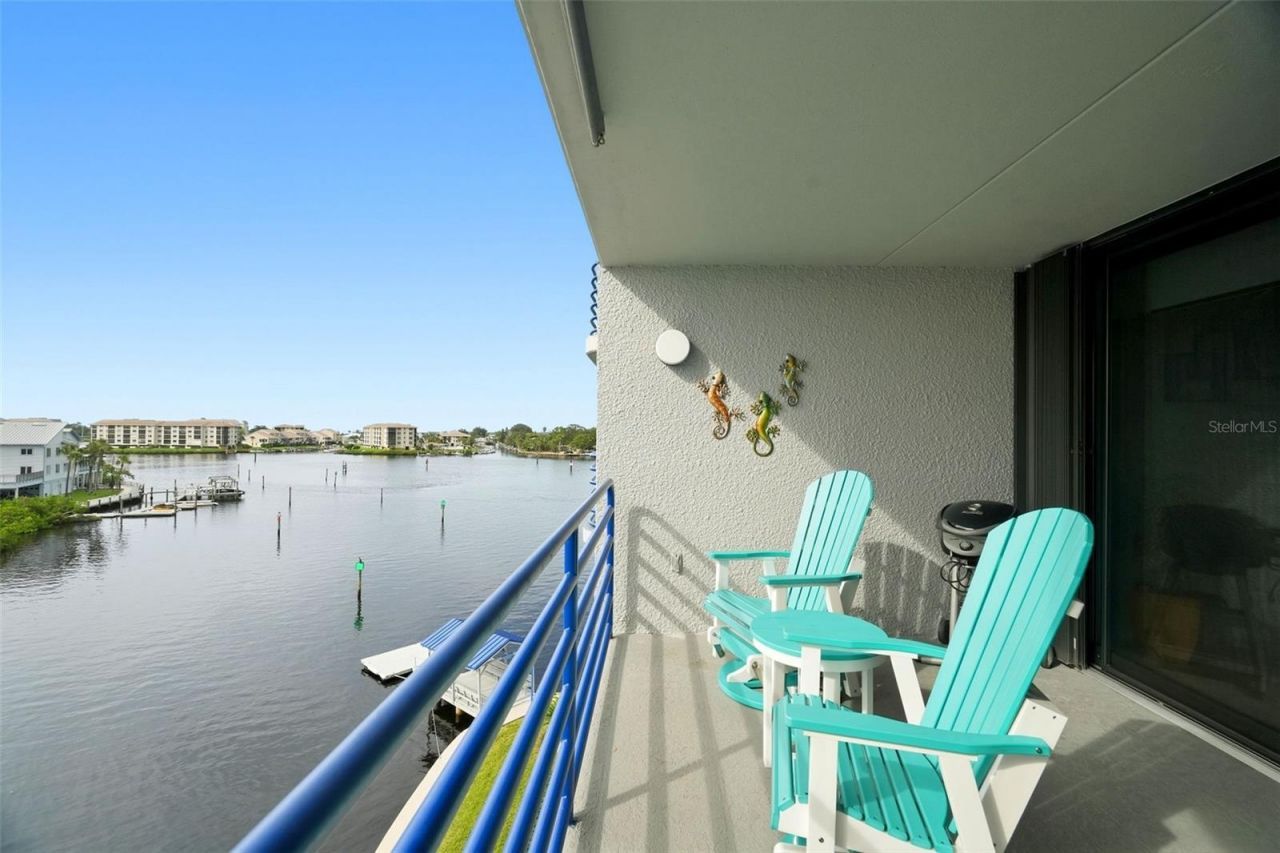 4823 Ebbtide Lane, Unit 404, Port Richey, FL 34668 Photo