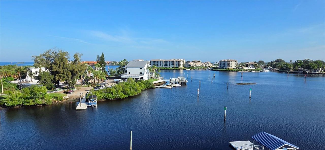 4823 Ebbtide Lane, Unit 404, Port Richey, FL 34668 Photo