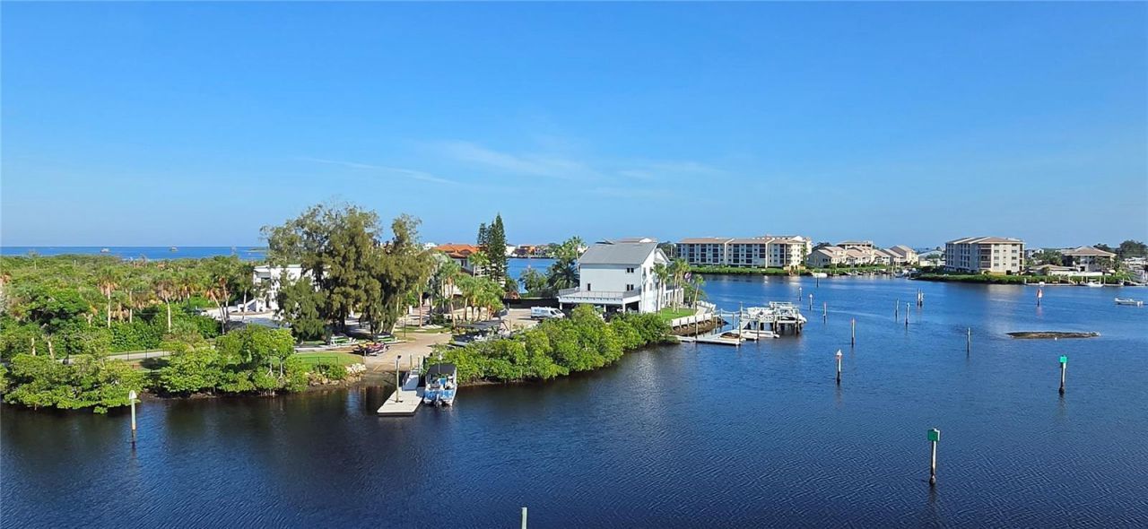 4823 Ebbtide Lane, Unit 404, Port Richey, FL 34668 Photo