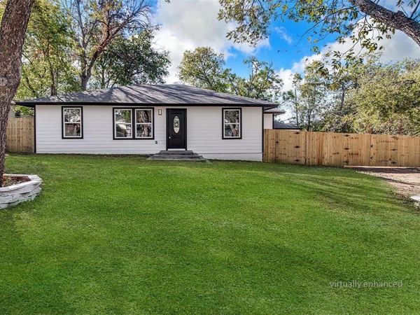 5305 Purdue Avenue, River Oaks, TX 76114
