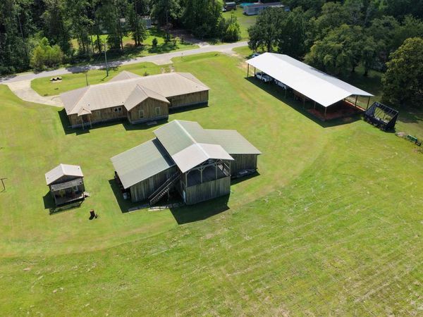 1430 Ducey Dr, Axis, AL 36505