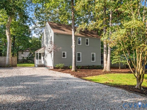 10331 Genlou Road, Chester, VA 23832