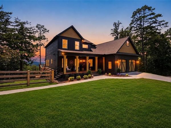 567 Crown Mountain Way , Dahlonega, GA 30533