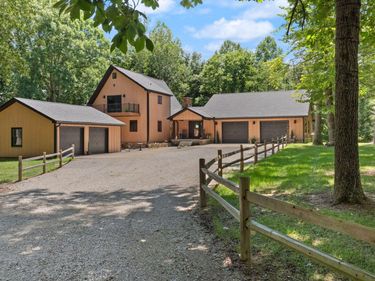 2295 E Highway 635 , Science Hill, KY 42553
