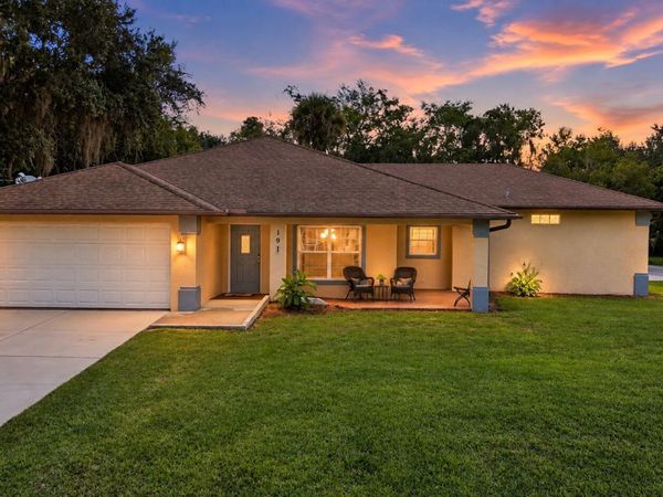 191 Nancy Street, Oak Hill, FL 32759