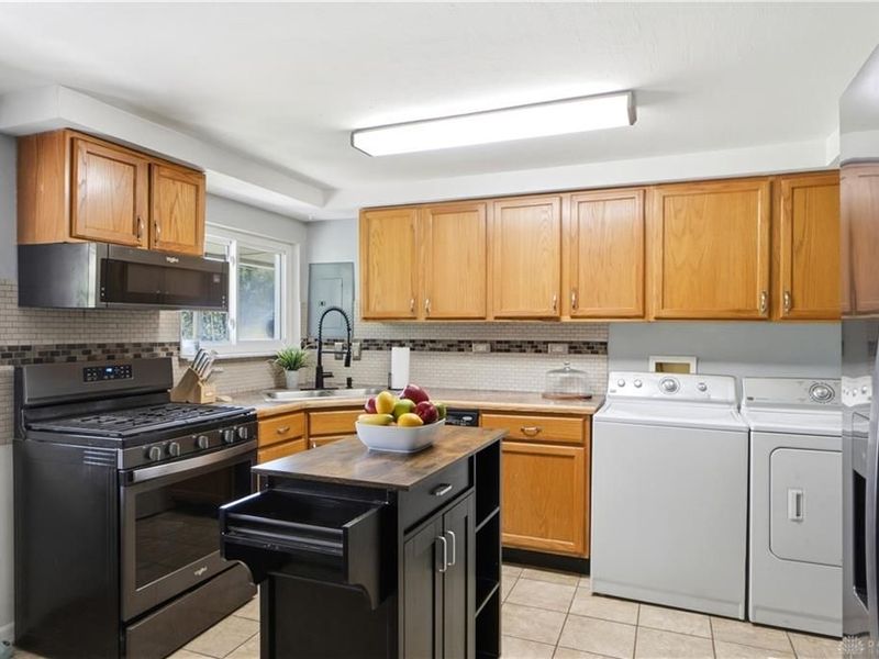 2272 Bushwick Drive, West Carrollton, OH 45439 Photo 12