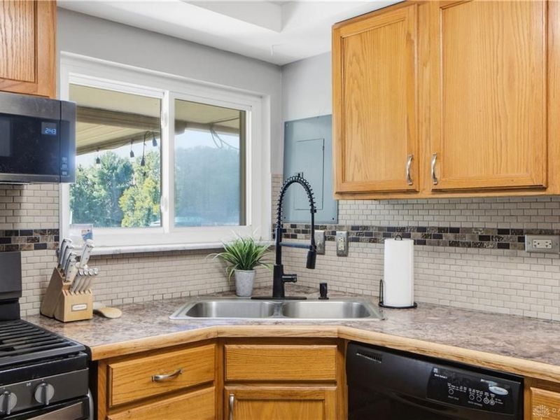 2272 Bushwick Drive, West Carrollton, OH 45439 Photo 14