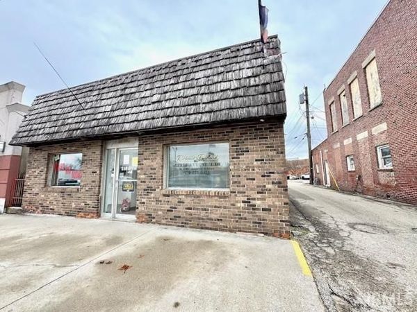 52 E Washington Street, Knox, IN 46534