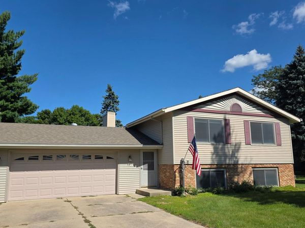 1727 30th Street NW, Rochester, MN 55901