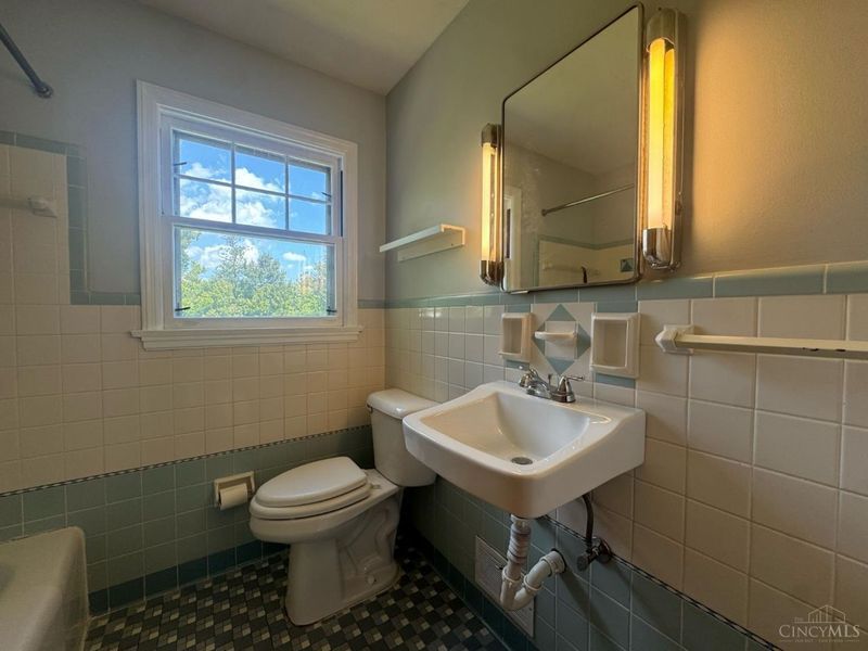 3538 Banning Road, Colerain Township, OH 45239 Photo 24