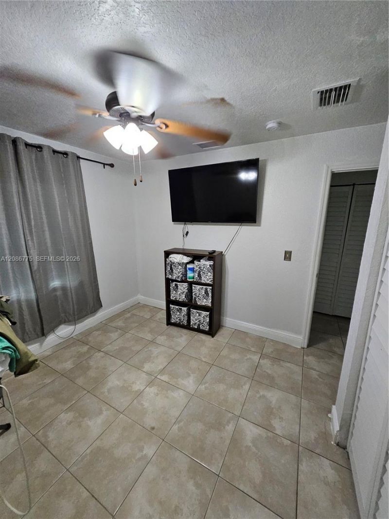 110 NW 9th Ave, South Bay, FL 33493 Photo