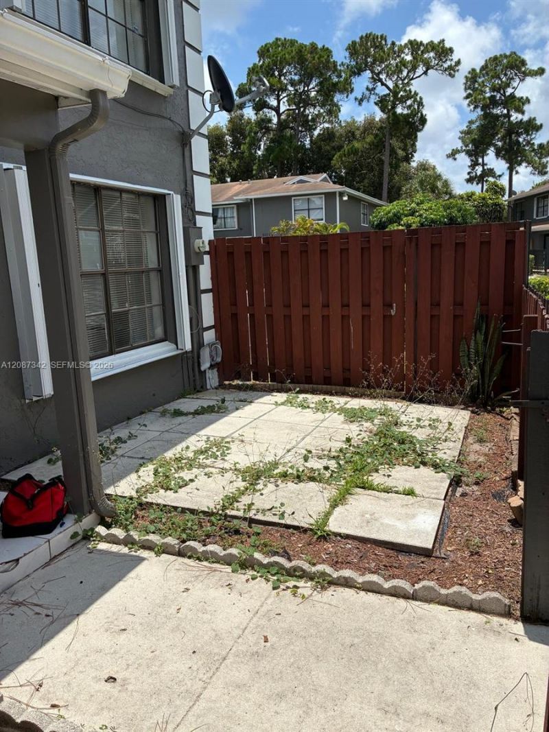 5023 E Society Pl E, Unit I, West Palm Beach, FL 33415 Photo
