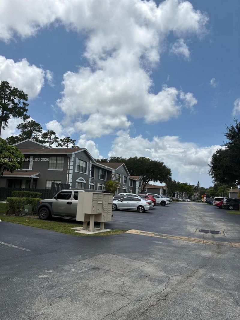 5023 E Society Pl E, Unit I, West Palm Beach, FL 33415 Photo