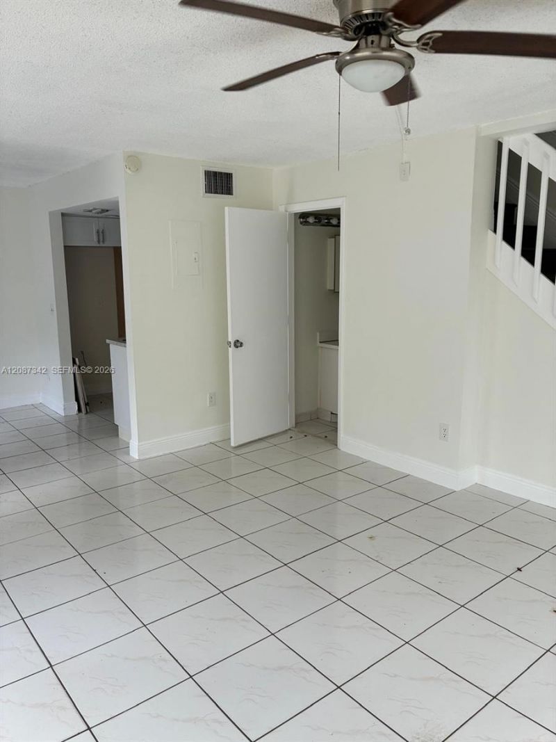 5023 E Society Pl E, Unit I, West Palm Beach, FL 33415 Photo