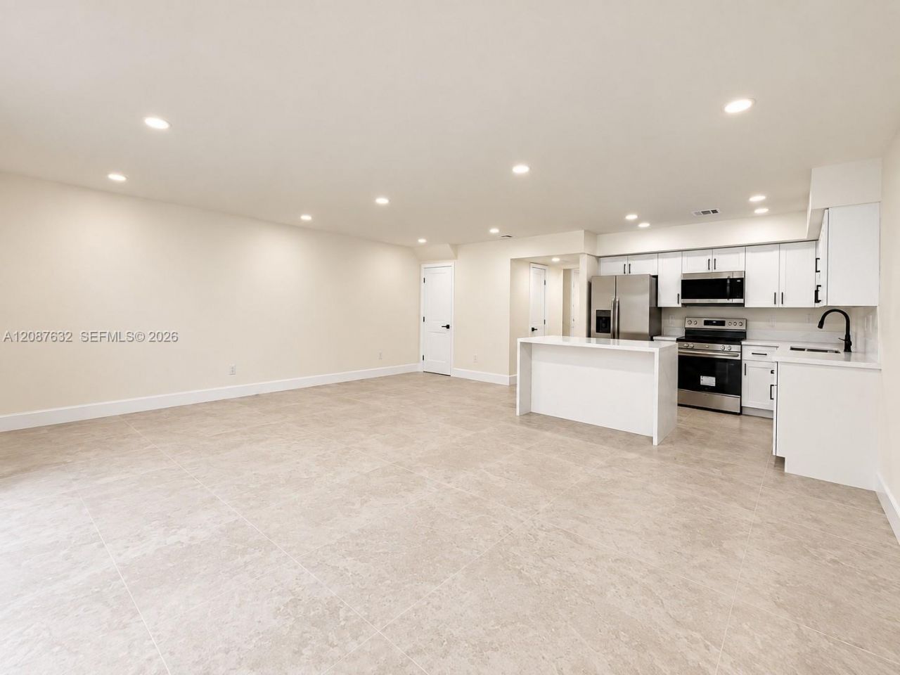 7164 W 3rd Ave, Hialeah, FL 33014 Photo