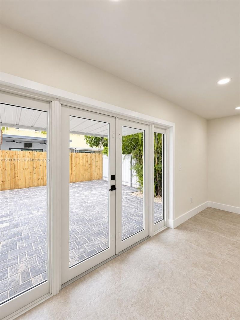 7164 W 3rd Ave, Hialeah, FL 33014 Photo
