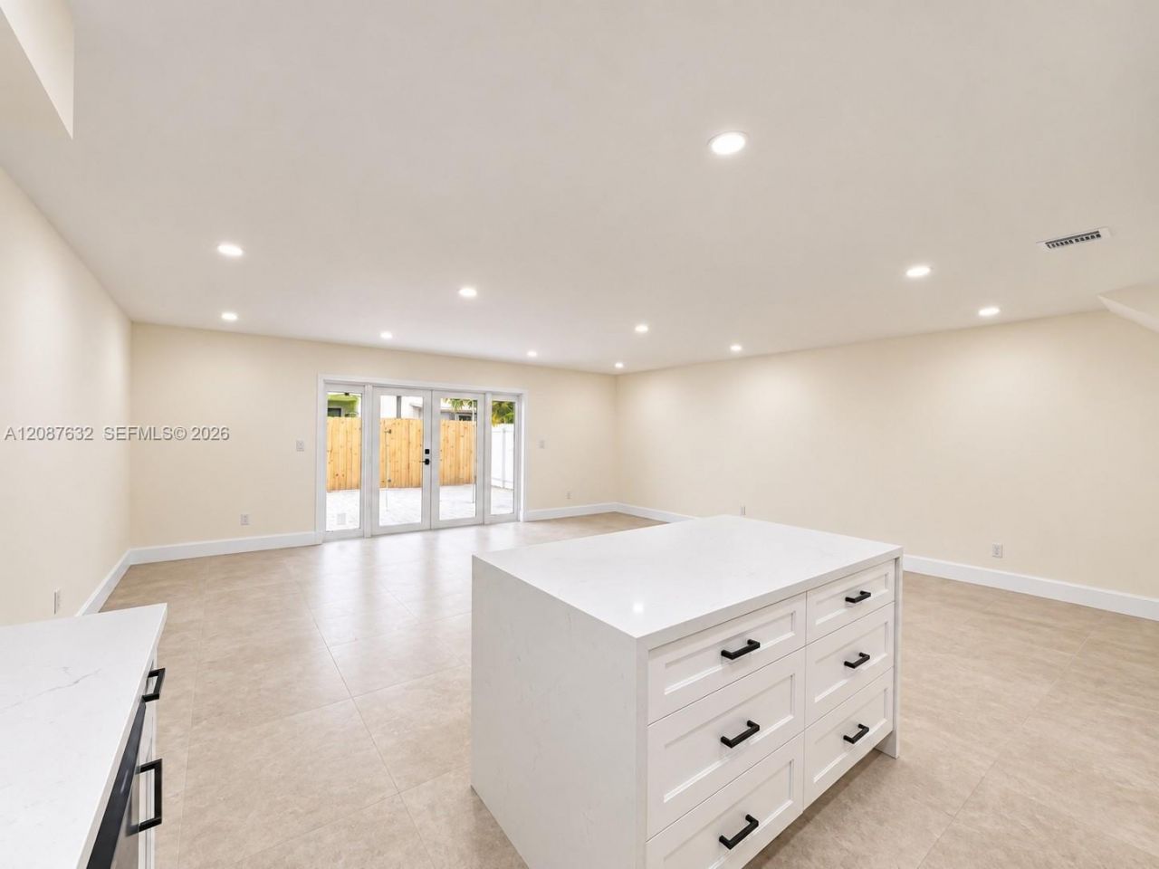 7164 W 3rd Ave, Hialeah, FL 33014 Photo