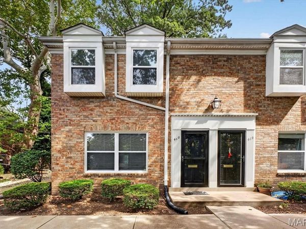 410 S Geyer Road, Kirkwood, MO 63122