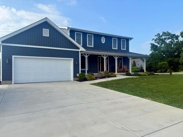 91 Fleetwood Drive N , Valparaiso, IN 46385