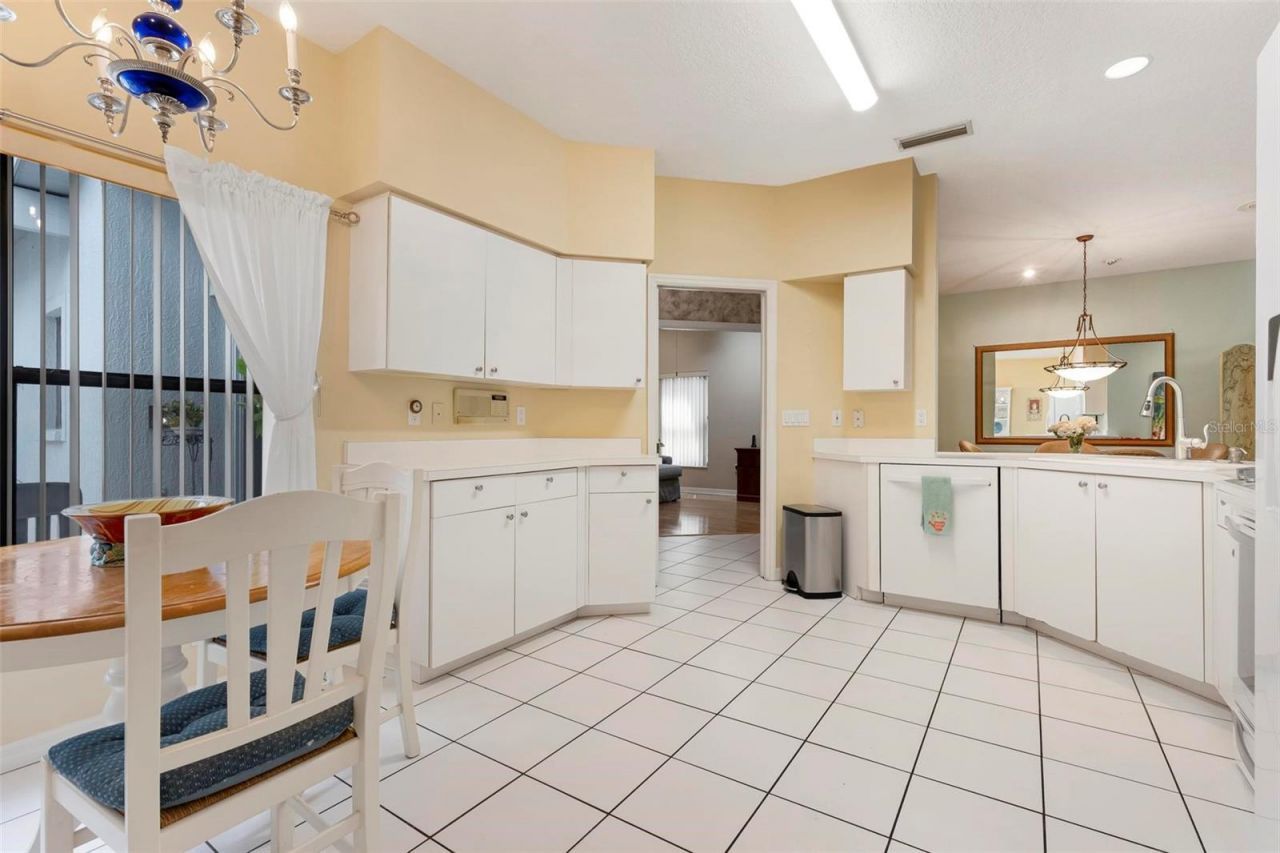 2794 Moss Oak Drive, Unit 2, Sarasota, FL 34231 Photo
