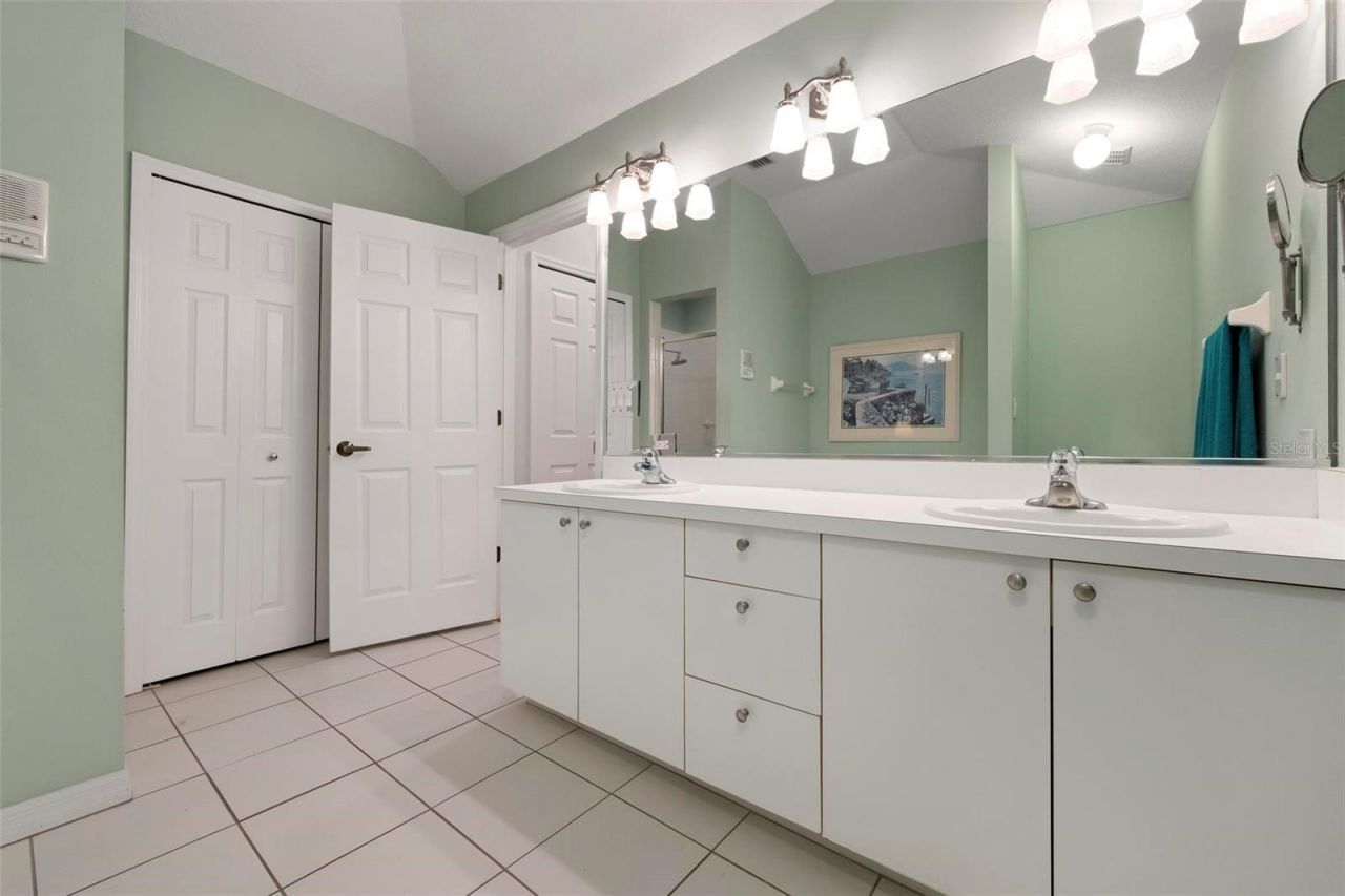 2794 Moss Oak Drive, Unit 2, Sarasota, FL 34231 Photo