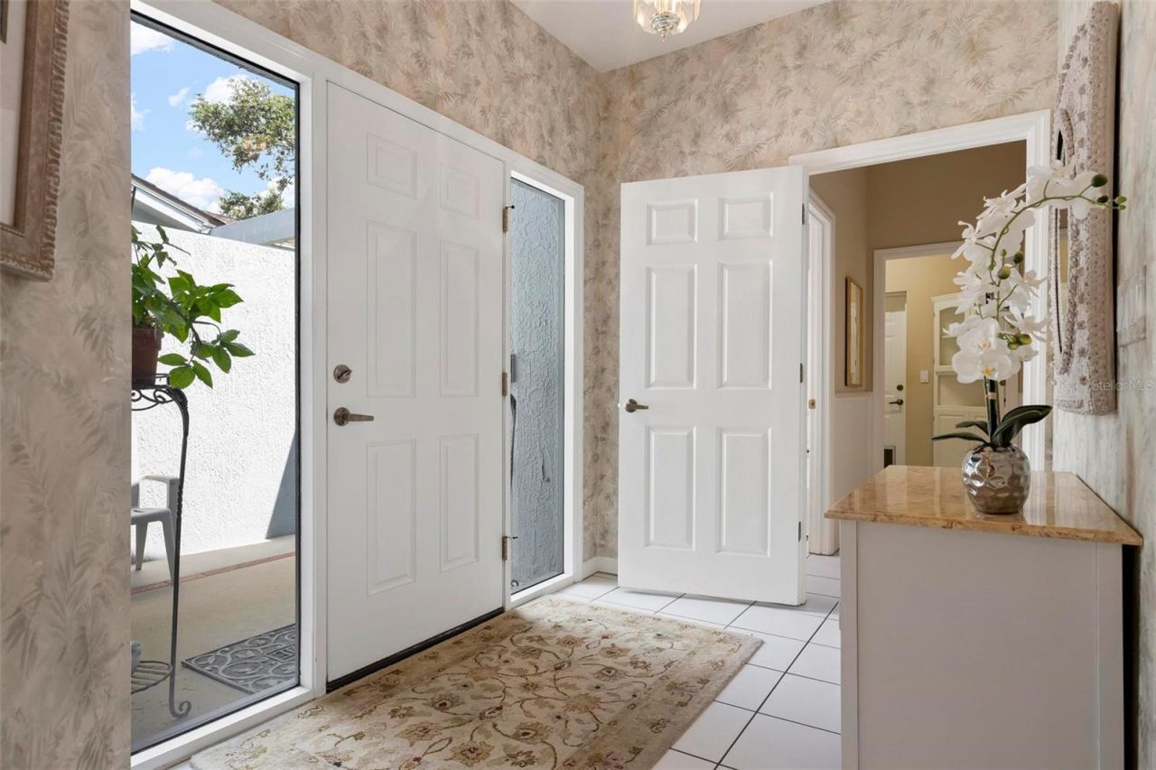 2794 Moss Oak Drive, Unit 2, Sarasota, FL 34231 Photo