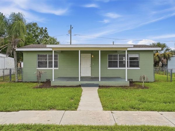 210 E MERRILL AVENUE, DUNDEE, FL 33838